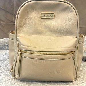 🤍 ITZY MINI™ DIAPER BAG 👶🏼